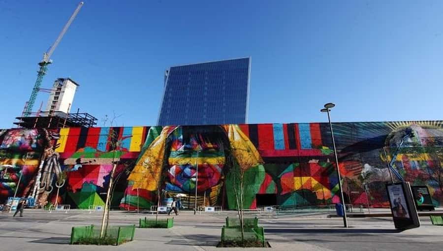 3-Hour Urban Arts Walking Tour - Olympic Boulevard murals: the world’s largest street mural hit