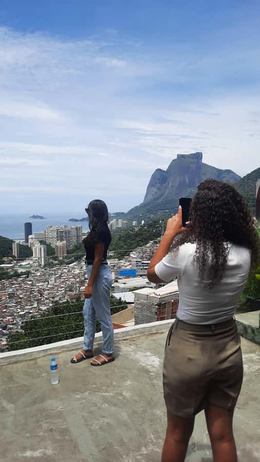 A Walk in the Rocinha Favela: Women Leading the Way - The first walking stretch: photo stops and local orientation