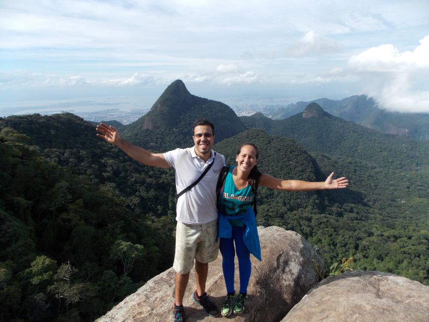 Bico do Papagaio Guided Hiking Tour in the Tijuca Forest - Reaching the Tooth of Spirits: the viewpoint at Bico do Papagaio