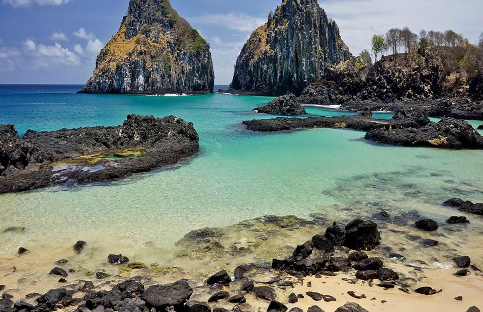 Discover Noronha: 7-Hour Ilhatour Adventure - Praia do Sancho: the ladder-and-cliffs stop you’ll remember