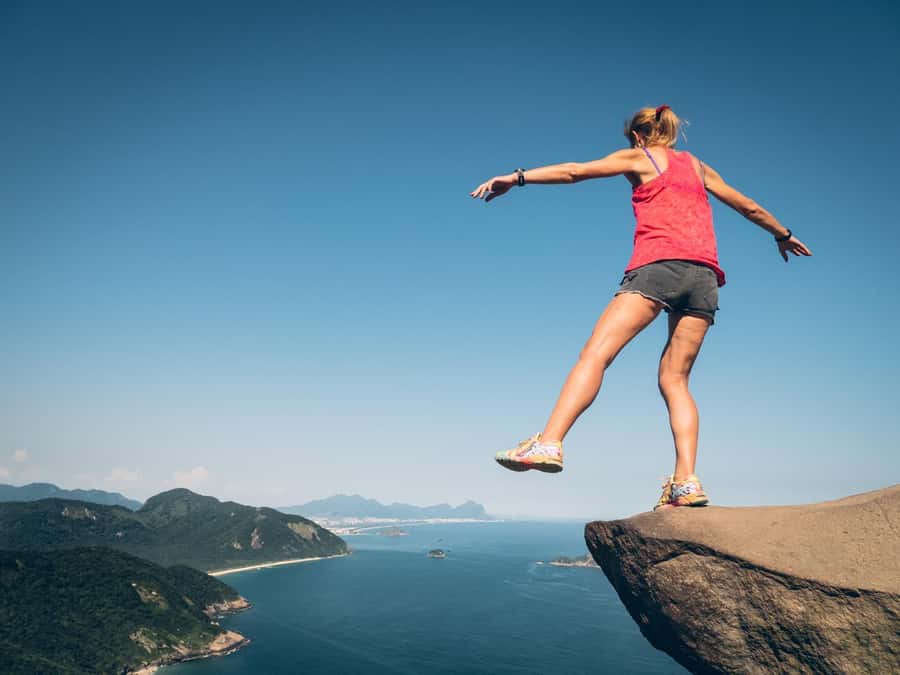 Discover Pedra do Telégrafo: Scenic Hike with Expert Guide - Pedra do Telégrafo Photo Moment: The Illusion Spot (and Possible Waiting)