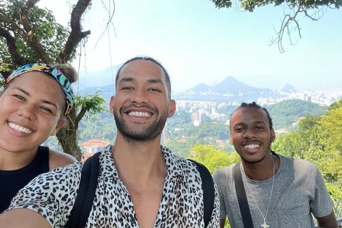 Explore the history and culture of Favela da Rocinha - Key highlights at a glance
