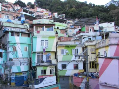 Favela Santa Marta: Walking Tour with local guide - Walking streets with a local guide: history, projects, and what you stop expecting