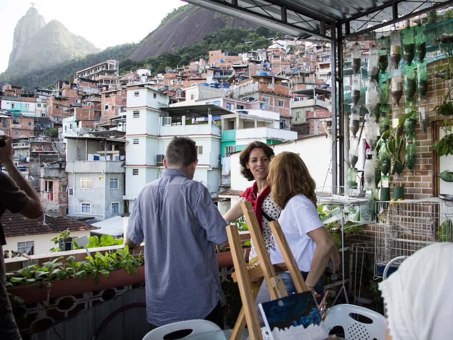 Favela Santa Marta: Walking Tour with local guide - Laje do Michael Jackson: the statue, the video connection, and mountain views