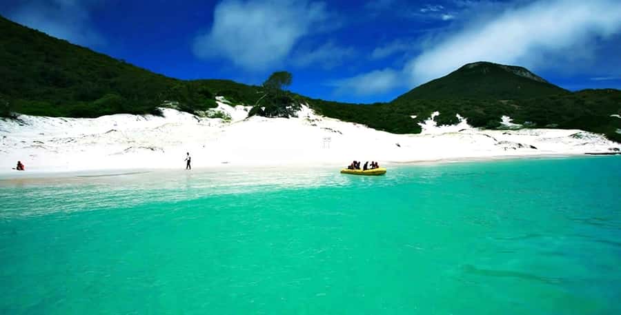 From Rio: Arraial do Cabo - The Brazilian Caribbean Daytrip - Language on board: plan for Portuguese-first communication
