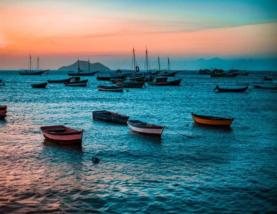 From Rio: Buzios Beaches Day Trip with Boat Ride and Lunch - Azeda and Azedinha: The Lemon-Green Water Stops