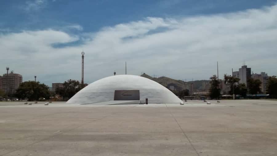 From Rio de Janeiro: Niterói Day Trip - Niemeyer Way along the coast: 11 km of standout landmarks