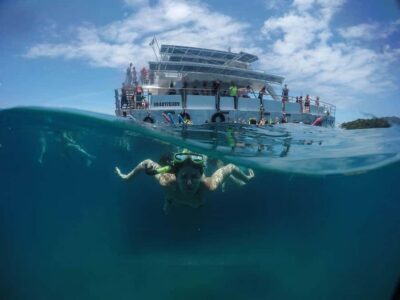 From Rio: Full Day in Búzios with Catamaran Tour and Lunch - The catamaran cruise: DJ soundtrack, stable ride, and real sea time