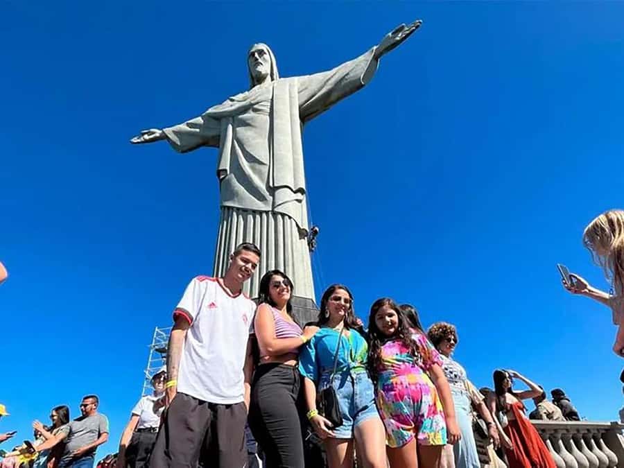 Full-Day City Sightseeing Tour in Rio de Janeiro - Good to know before you go: ID, luggage, languages, and rules