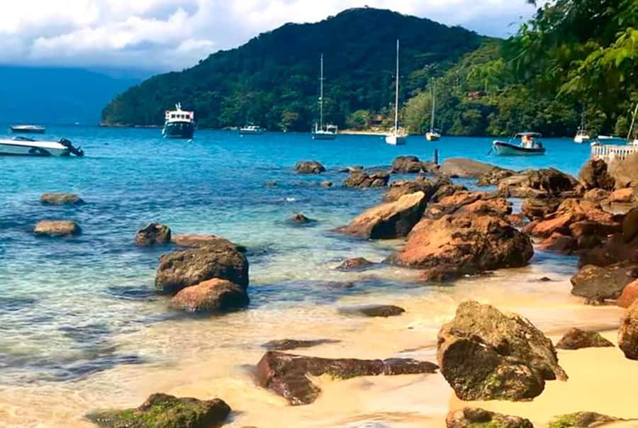 Full-Day Tour to Angra dos Reis and Ilha Grande - Freguesia de Santana: quieter shoreline time