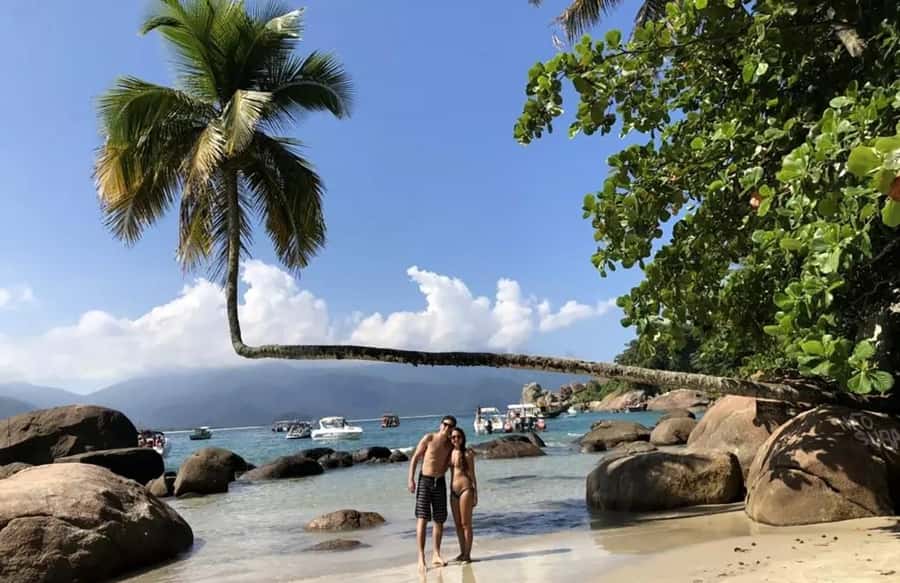Full-Day Tour to Angra dos Reis and Ilha Grande - Lagoa Azul and Lagoa Verde: coral reefs, sea-life, and how to enjoy safely