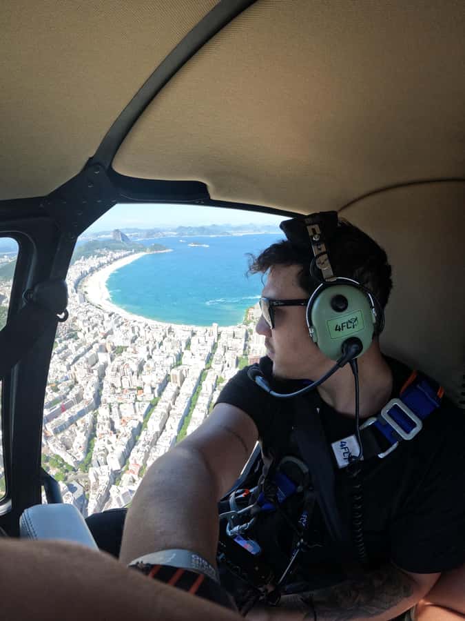 Helicopter flight no doors in Rio de Janeiro - The practical vibe: how the ride feels from start to finish