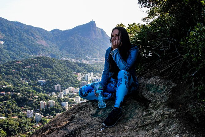 Morro Dois Irmãos Hikking + Vidigal Favela Tour - Morro Dois Irmãos: the climb, the altitude, and the view payoff
