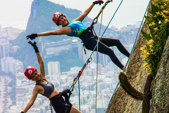 Morro Dois Irmãos Hikking + Vidigal Favela Tour - Getting the most from Vidigal without rushing
