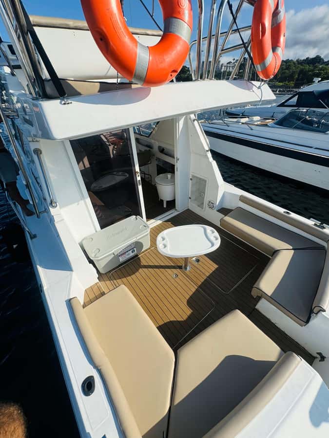 Private speedboat tour in Rio de Janeiro - Onboard barbecue lunch: bring your own food and let the sailor handle it