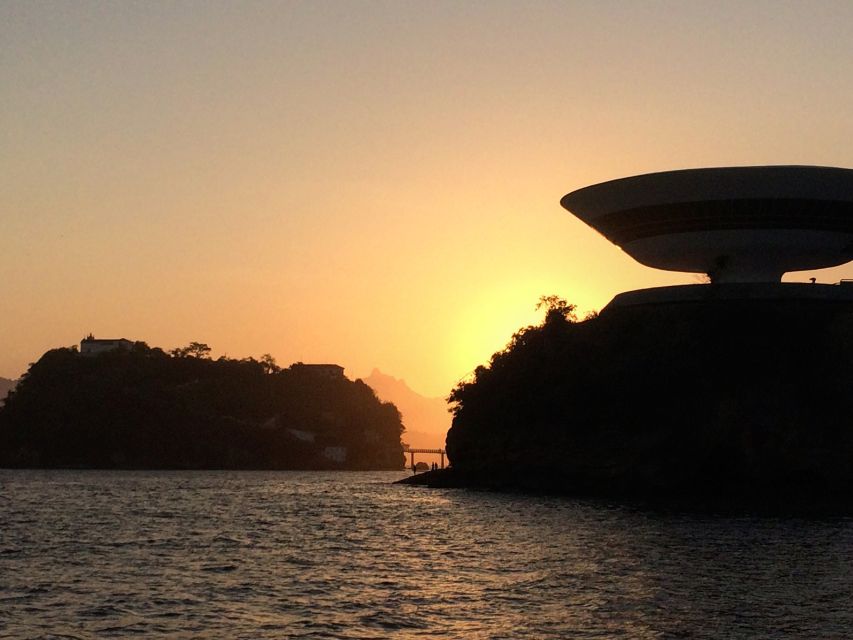 Rio: Boat Tour of Guanabara Bay - Morning vs sunset: which timing fits your day
