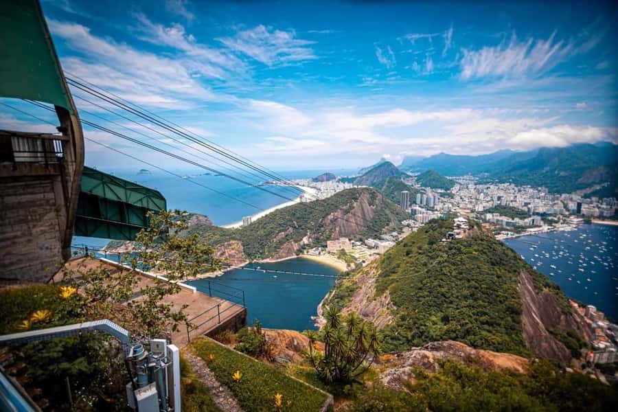 Rio: City Tour with Christ the Redeemer & Sugarloaf Mountain - From Copacabana to the Sambadrome of Marquês de Sapucaí