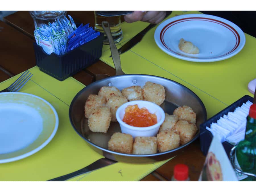 Rio Culture and History through the Art of Traditional Foods - Guides matter: what makes Romayne and Camila memorable