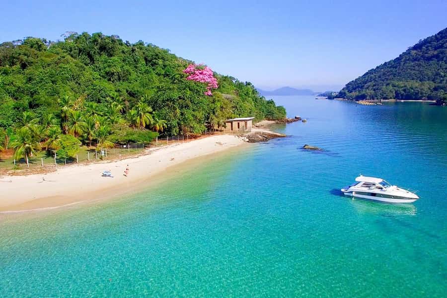 Rio de Janeiro: Angra dos Reis and Ilha Grande Full-Day Tour - Why Angra dos Reis and Ilha Grande feel like a reset from Rio