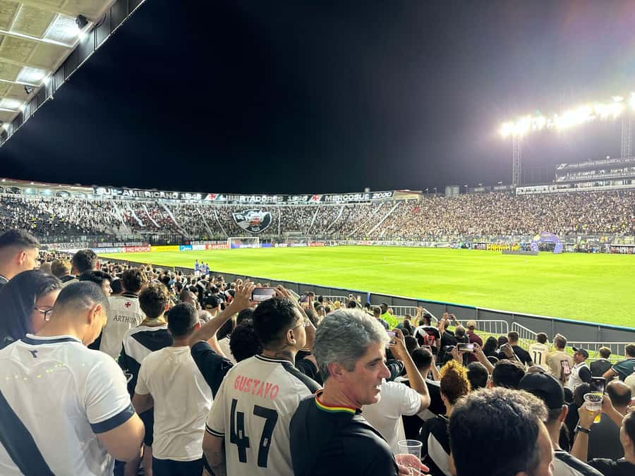 Rio de Janeiro: Attend a Vasco da Gama game with local guide - Practical tips for your Rio football night