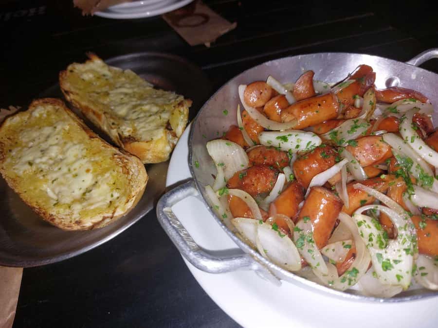 Rio de Janeiro: Barra da Tijuca Walk & Food Tour with Drinks - Avenue Olegário Maciel Food Stops: How the Eating Portion Really Works