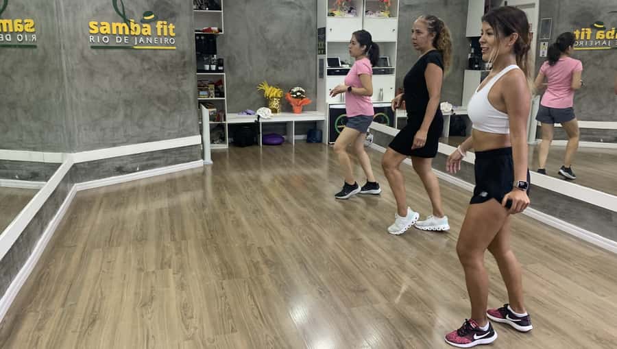 Rio de Janeiro: Beginner Samba Lesson in Ipanema - How to Pair This Class With Your Rio Day