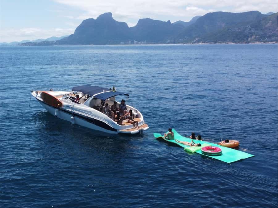 Rio de Janeiro: Boat Tour - Sunset with Beer - Beer, water, soda, and how to make the sunset actually work