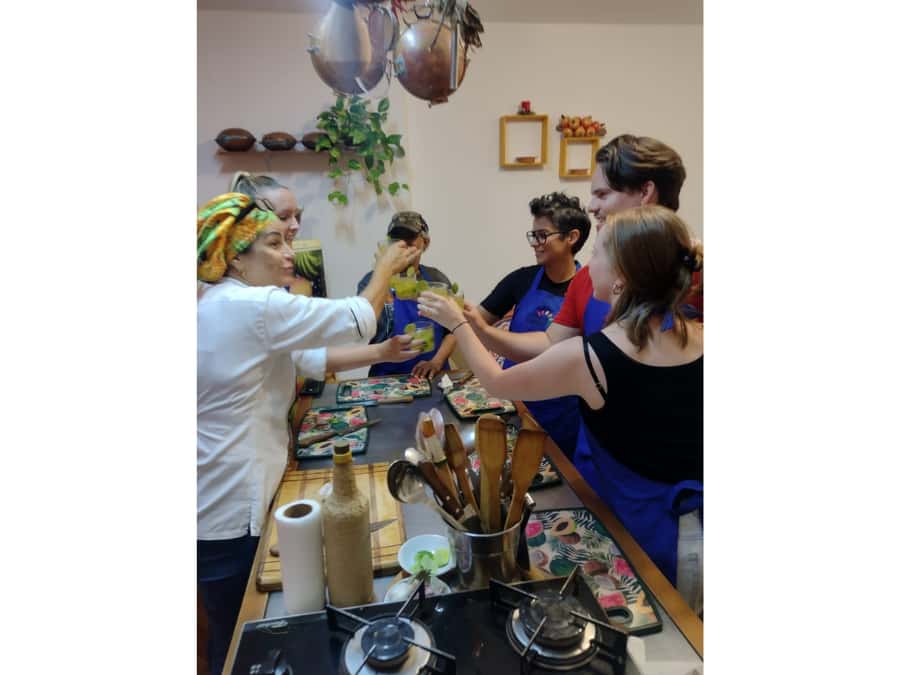 Rio de Janeiro: Brazilian Cooking Class in Rio de Janeiro - Moqueca Mondays and feijoada Saturdays: your main dish plan