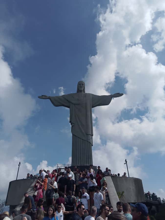 Rio de Janeiro: Christ Redeemer + Sugar Loaf & more + Lunch - The Big Picture: an 8-hour Rio best-of route
