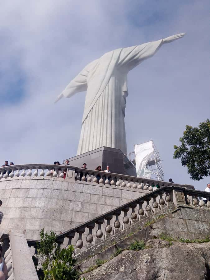Rio de Janeiro: Christ Redeemer + Sugar Loaf & more + Lunch - Maracanã panoramic viewing: seeing soccer without committing to a match