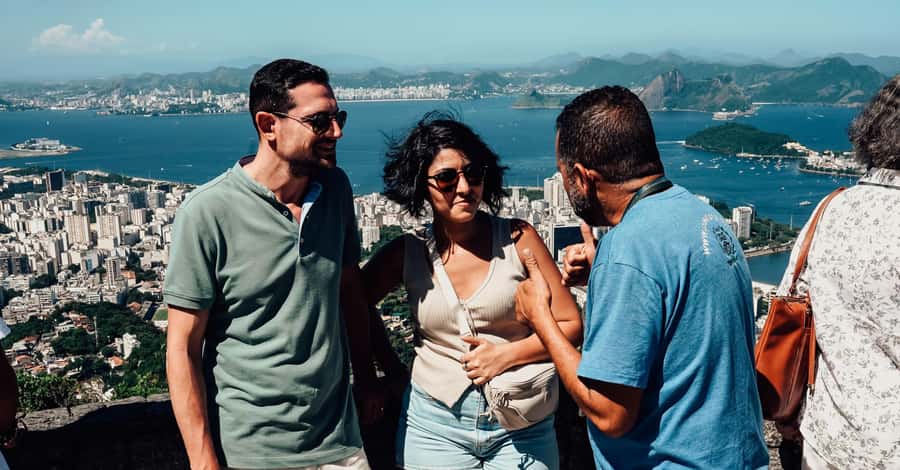 Rio de Janeiro: Christ the Redeemer, Sugarloaf, & City-tour - Key things that make this Rio day work