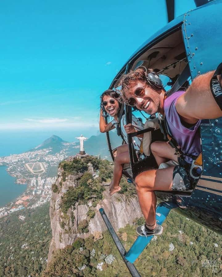 Rio de Janeiro: Doors-off 30-min helicopter tour - Seating, Aircraft Types, and the Shoe Selfie Pass Decision