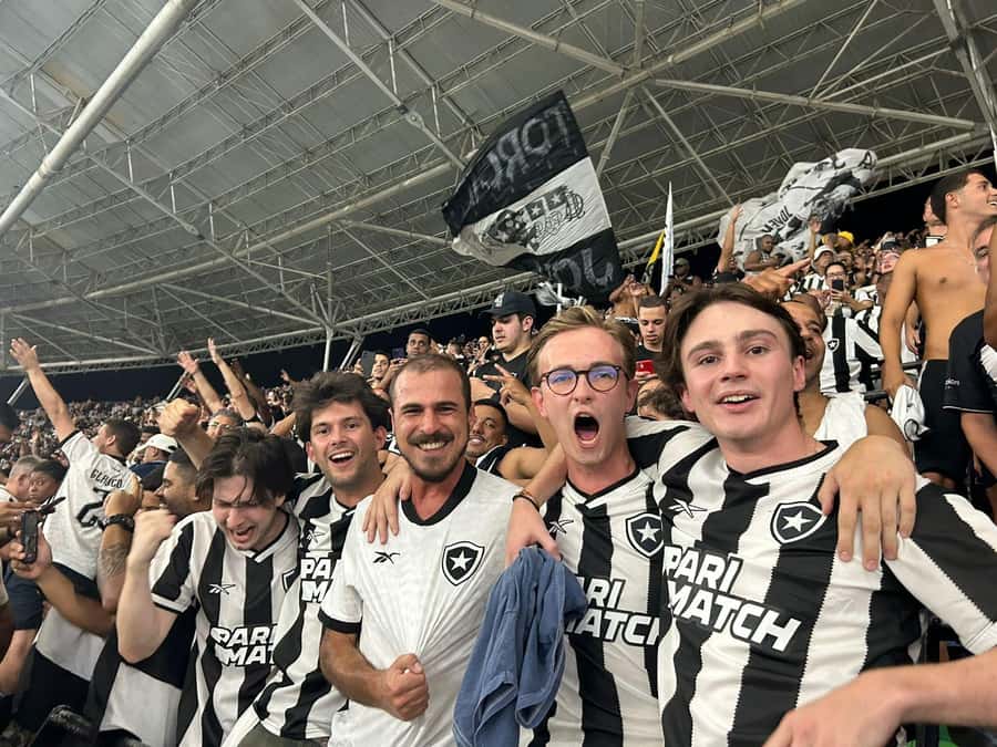 Rio de Janeiro: Enjoy a Botafogo soccer game with Locals - Getting there from Rio: van time that saves stress