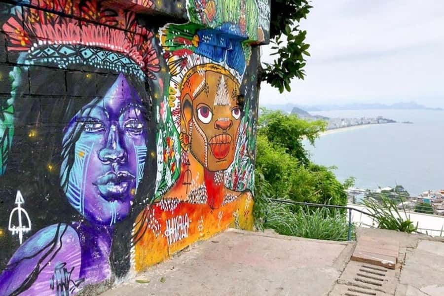 Rio de Janeiro: Favela Jeep Tour to Rocinha and Capoeira - Capoeira circle: watch closely and understand what you’re seeing
