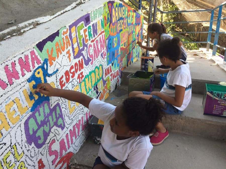 Rio de Janeiro: Favela Santa Marta Tour with Resident Guide - Why Santa Marta works better with a resident guide