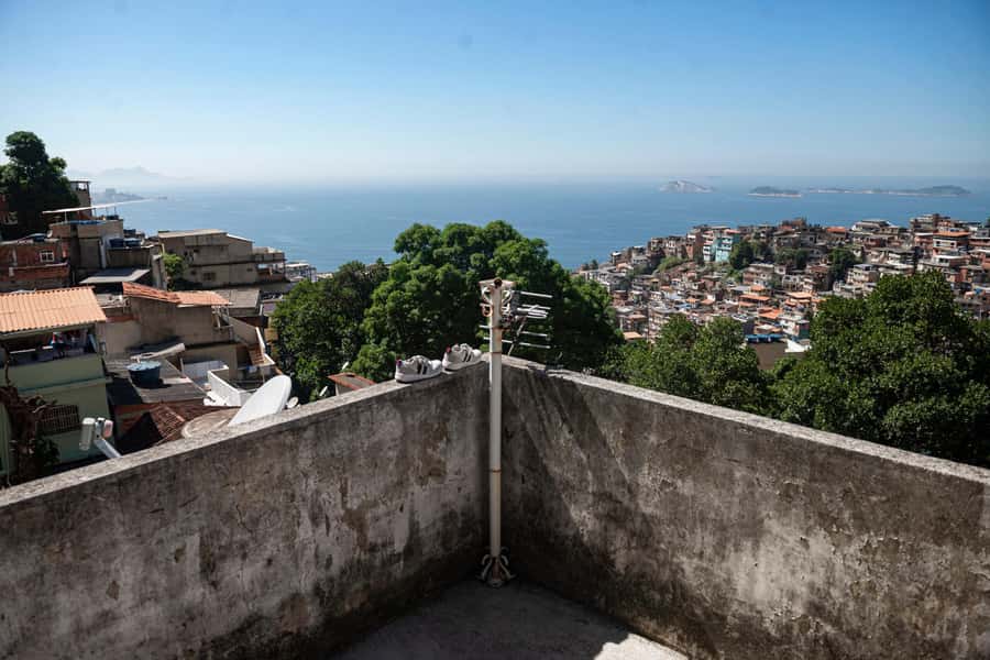 Rio de Janeiro: Favela Tour with Hotel Transfers - What you’ll actually do on the ground
