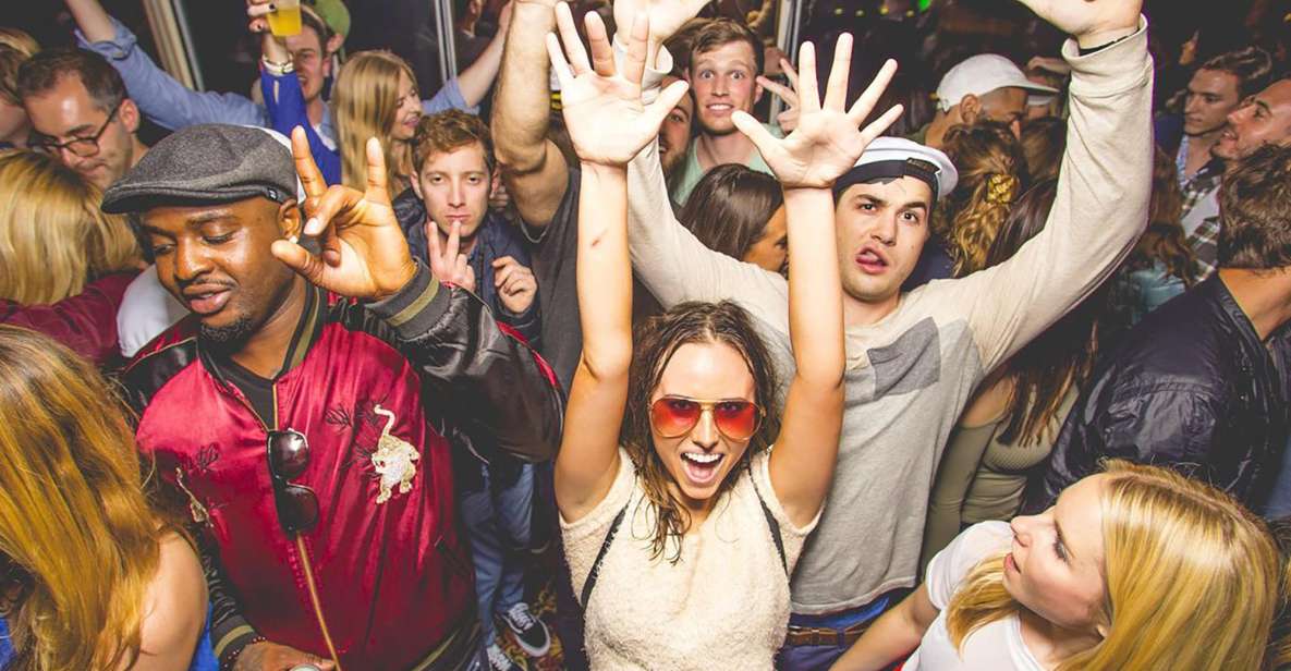 Rio de Janeiro: Late Night Boat Party with DJ and Dancing - Key highlights that matter