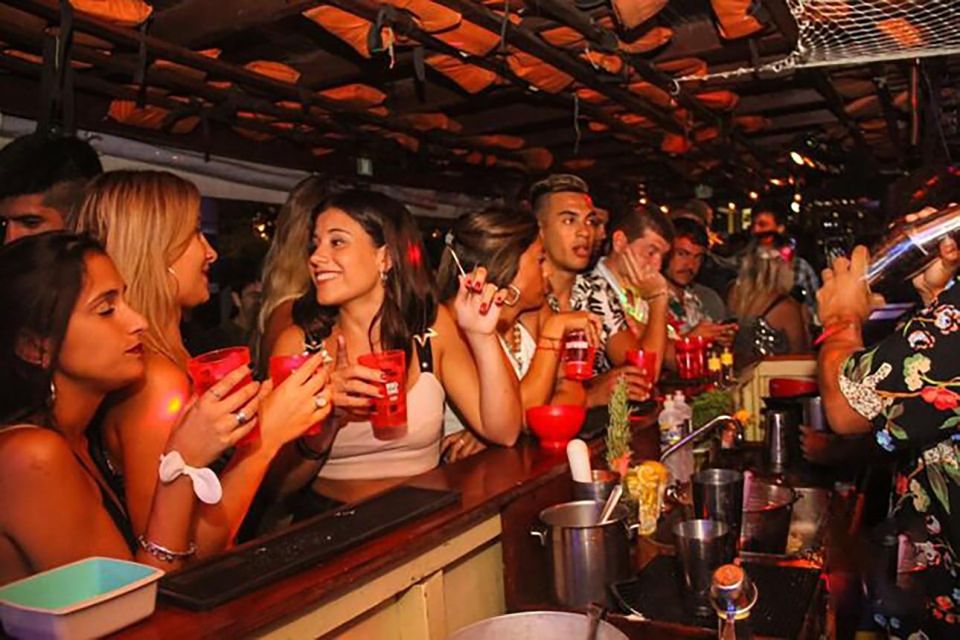 Rio de Janeiro: Late Night Boat Party with DJ and Dancing - Weather and water conditions: the boat party is set, with a safety caveat
