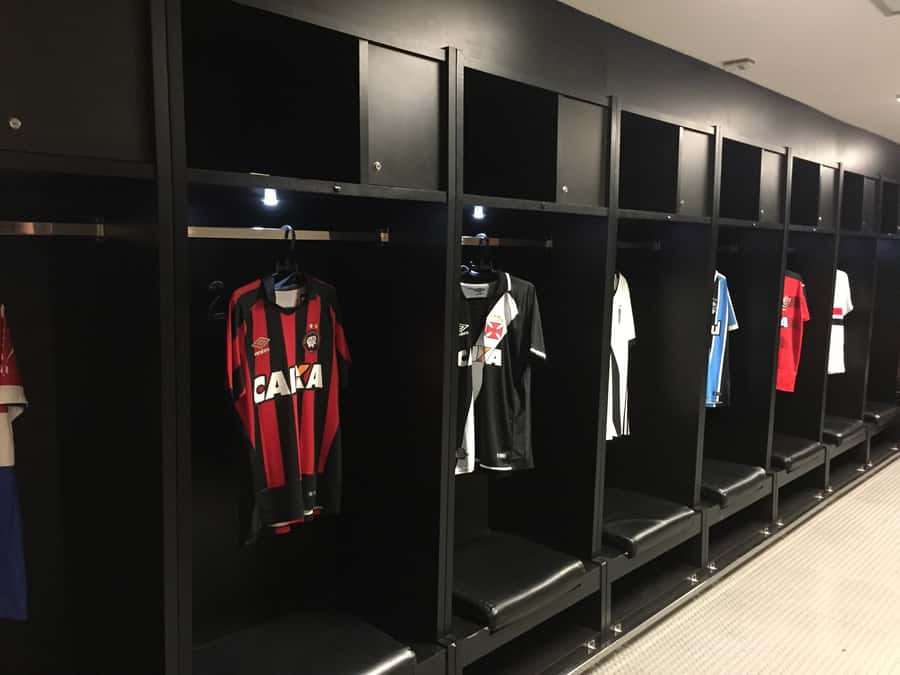 Rio de Janeiro: Maracanã Stadium Behind the Scenes Tour - Getting to Maracanã: pickup, minivan comfort, and a smooth start