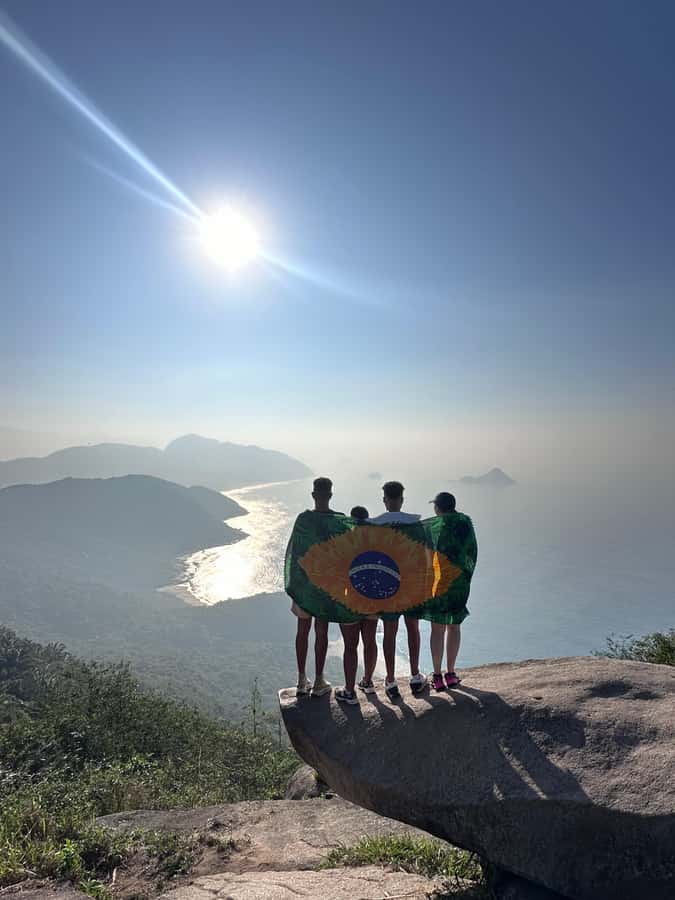 Rio de Janeiro: Pedra do Telégrafo trail and beach stop - The forest hike to the top: 2 km that actually feels like a hike