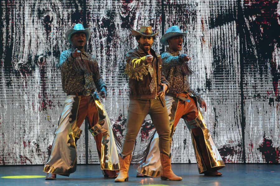 Rio de Janeiro: Roxy Dinner Show with Hotel Pickup - Value and price: is $229 per person a smart deal?