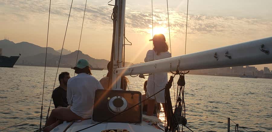 Rio de Janeiro: Sailing Sunset Tour with Snacks and Drinks - Logistics That Actually Affect Your Day