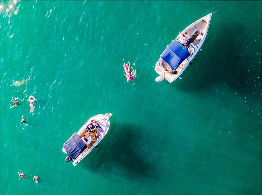 Rio de Janeiro: SpeedBoat Tour - Beach Tour with Beer - Copacabana and Arpoador: seeing Rio’s beach face from sea level