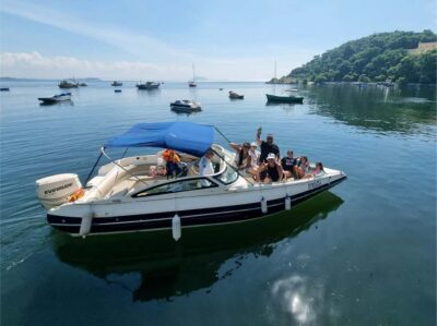 Rio de Janeiro: SpeedBoat Tour - Beach Tour with Beer - Fortaleza de São João to Sugarloaf: the coast view that makes sense fast
