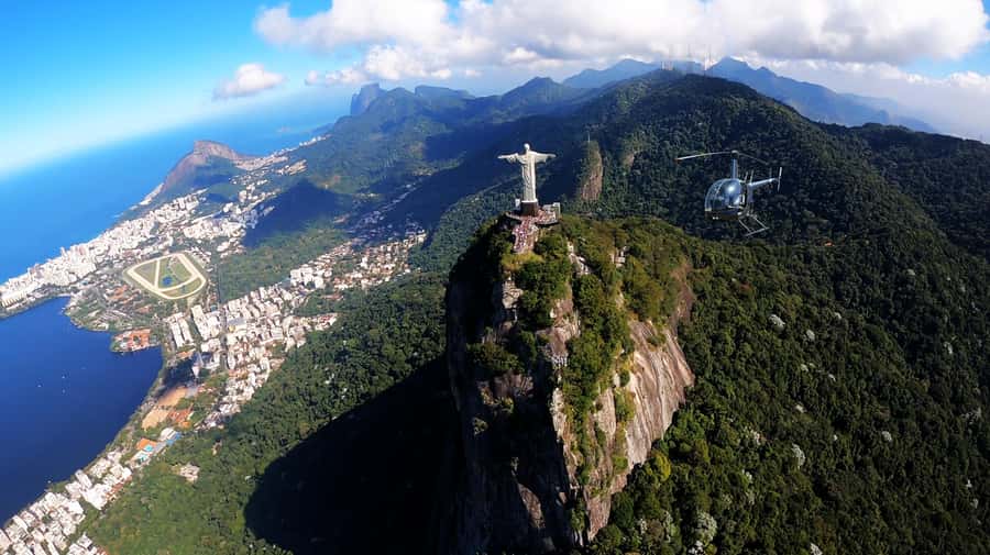 Rio de Janeiro: Sugar Loaf with Lunch and Helicopter Flight - Aterro do Flamengo to Urca: Waterfront Views That Make the Switch