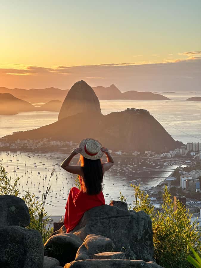 Rio de Janeiro: Sunrise at Observatory & Christ the Redeemer - Corcovado breakfast: a small meal that keeps the morning moving