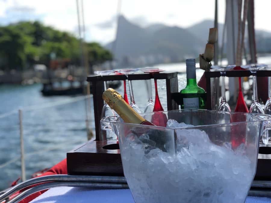 Rio de Janeiro: Sunset Sailing Tour - Swimming time: should you pack for it