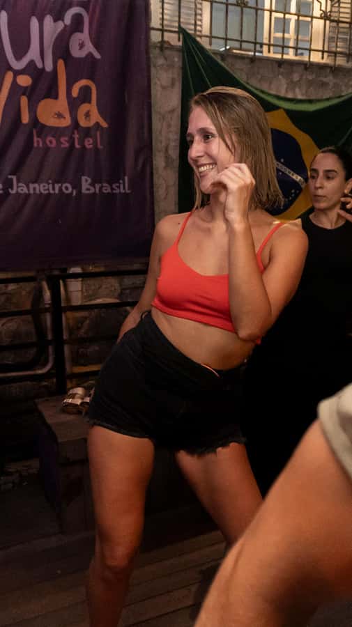 Rio Experience: Caipirinha Workshop (2 Caipis) + Funk Class - Key points at a glance