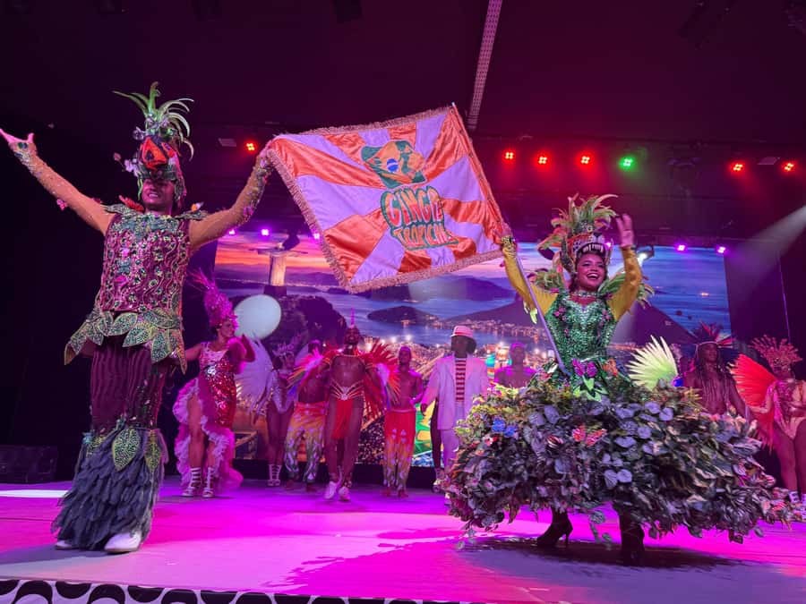 Rio: Ginga Tropical Samba and Folklore Show Ticket - Drinks at the venue: add-ons, not part of the ticket