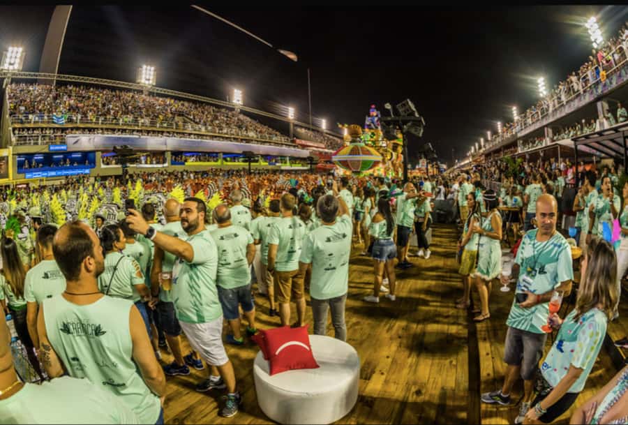 Rio: Premium Carnival Seating with Food, Drinks, & Transfers - Price isn’t everything: who this works for (and who should think twice)